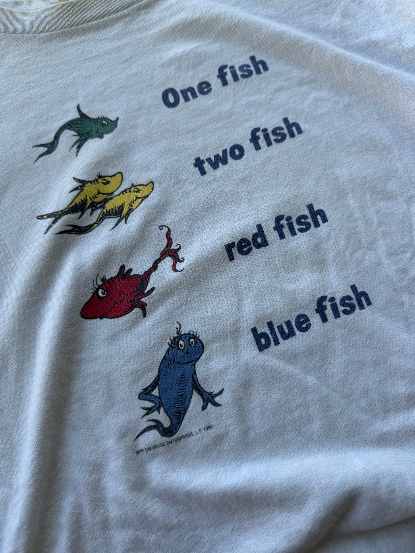 (M/L) Vintage 95' Dr. Suess Fish Tee