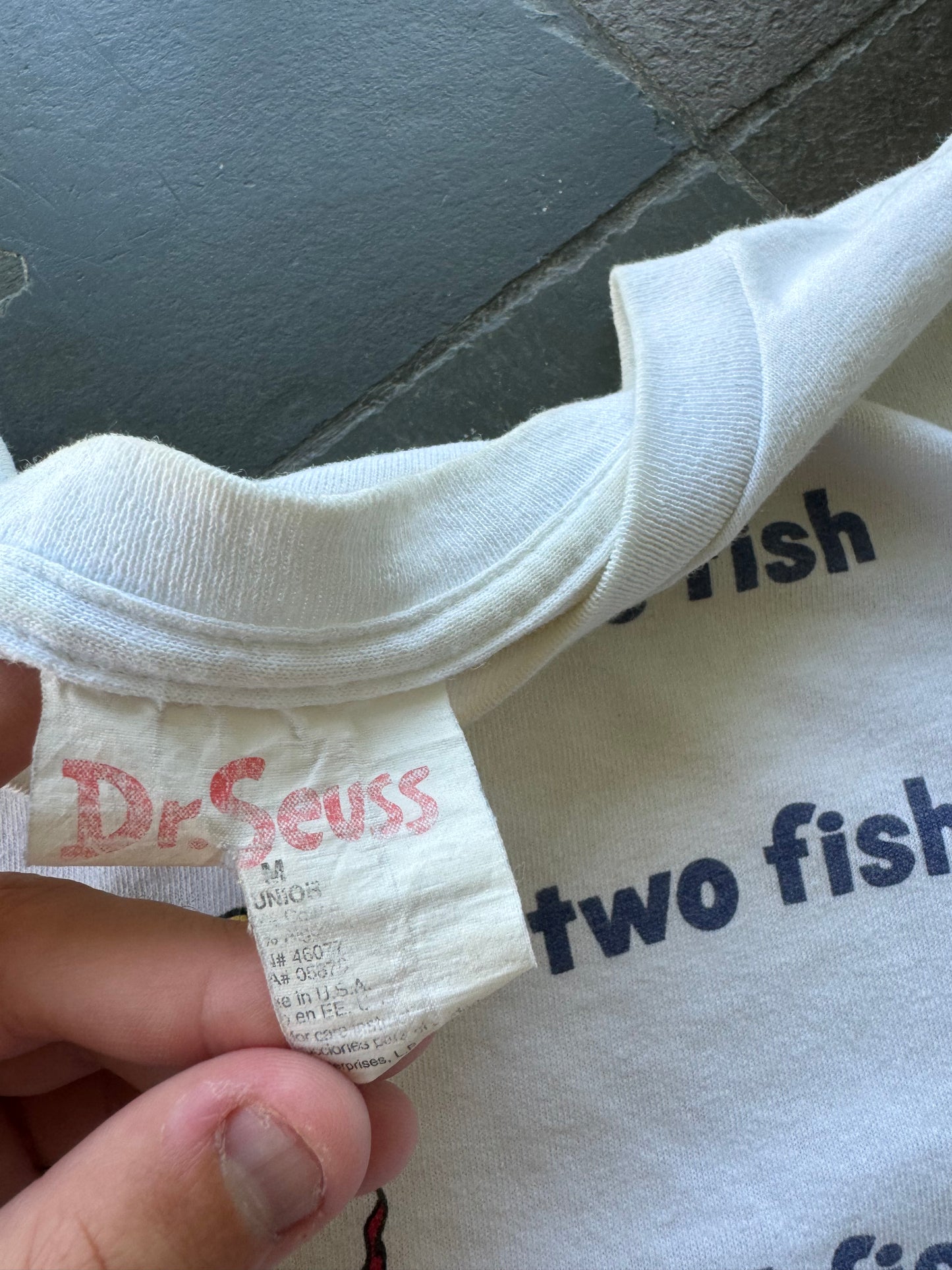 (M/L) Vintage 95' Dr. Suess Fish Tee